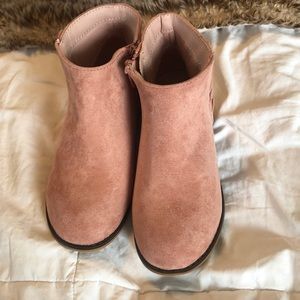 Cat and jack pink booties